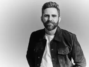 Ari rastegar picture in black and white